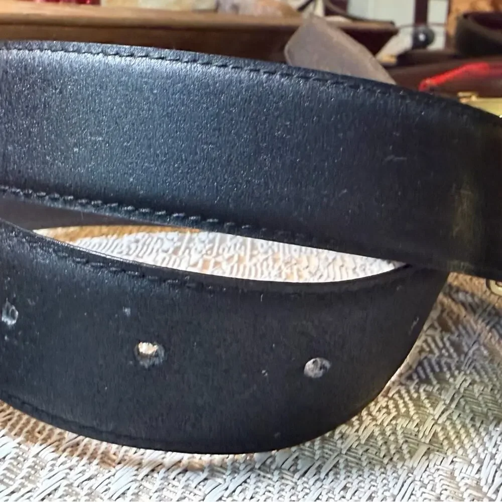 Valentino Garavani signature belt